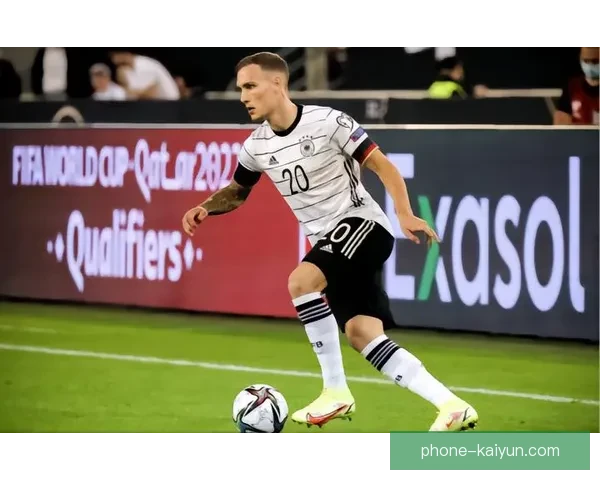 巴恩斯利俱乐部夏窗引援与战术调整最新动态解析及新赛季目标前景展望